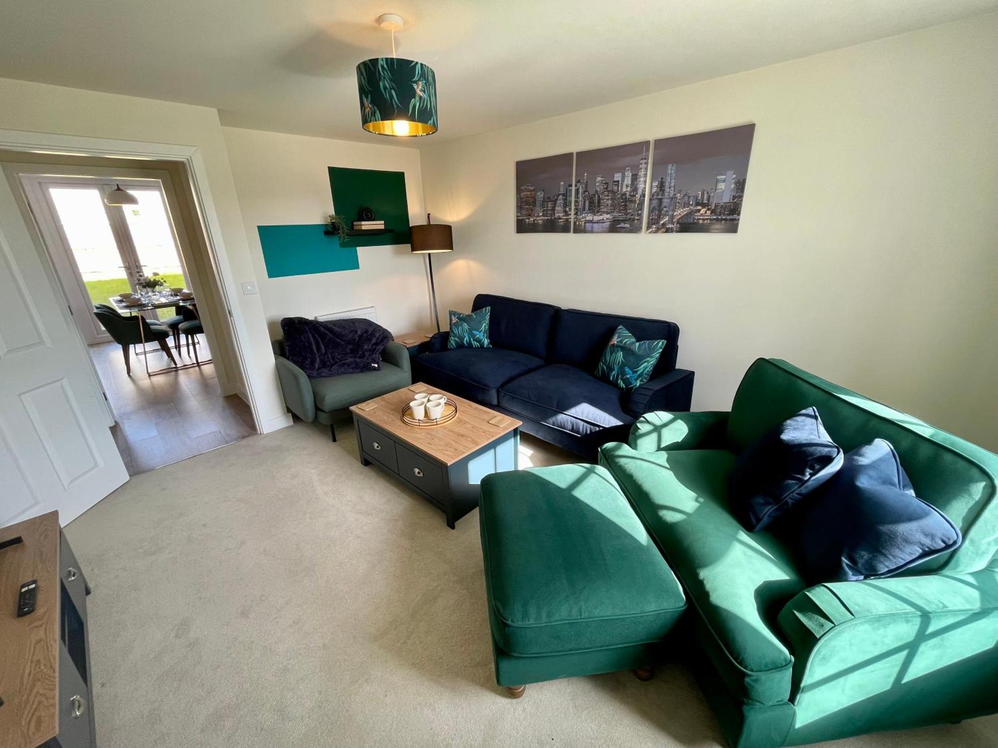 3-Bedroom Luxury Stay With Free Parking Маркет-Харборо Экстерьер фото