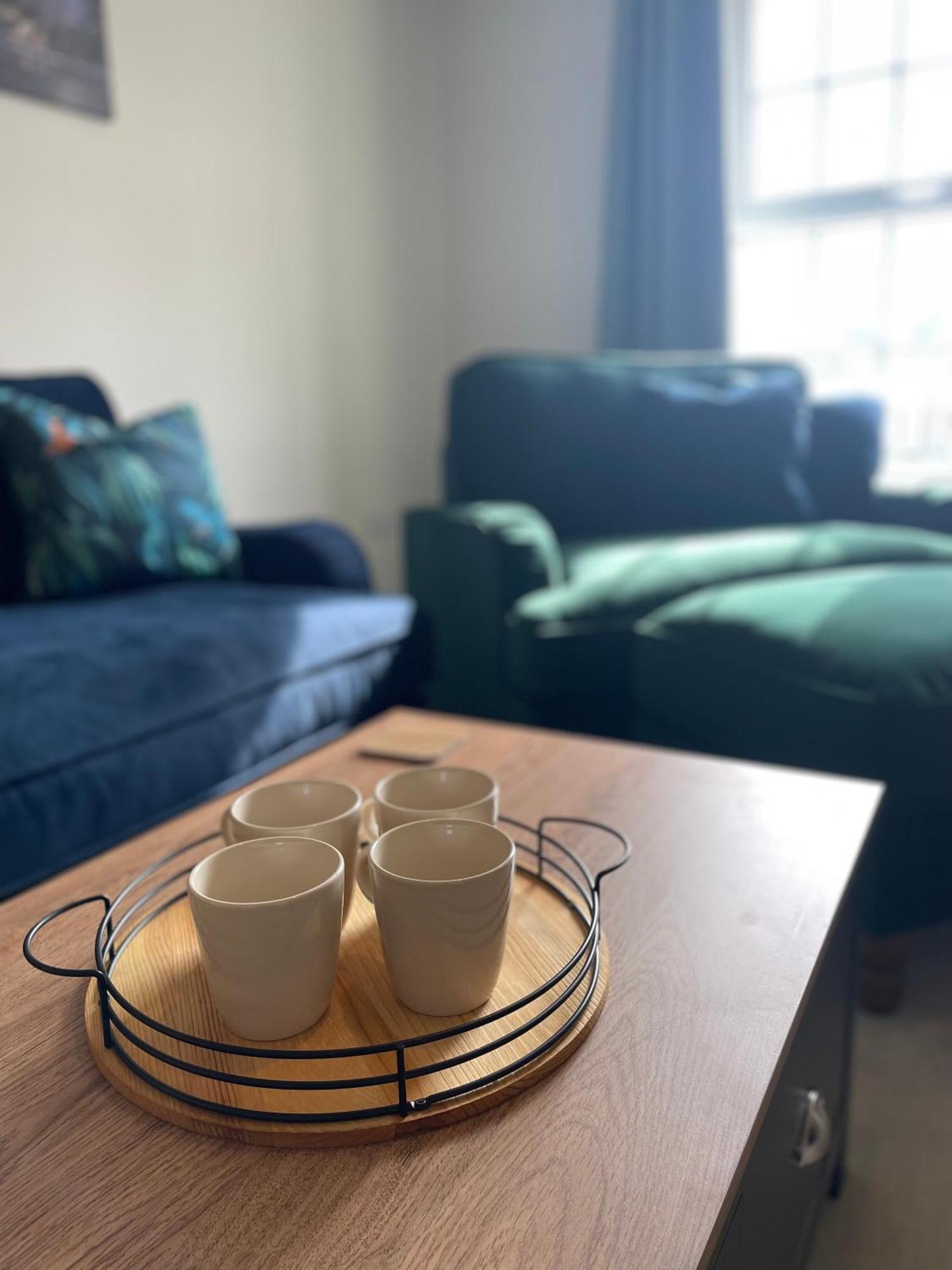 3-Bedroom Luxury Stay With Free Parking Маркет-Харборо Экстерьер фото